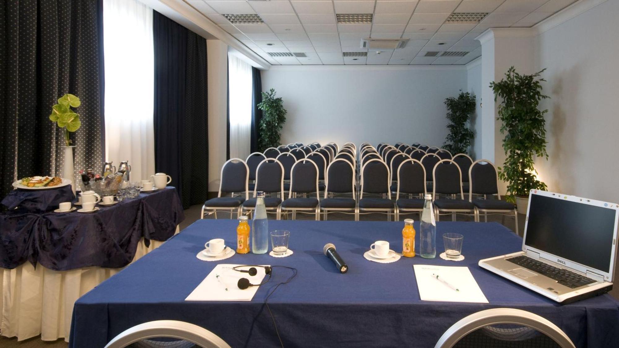 Hotel - Eur Parco Dei Medici By Ihg Roma